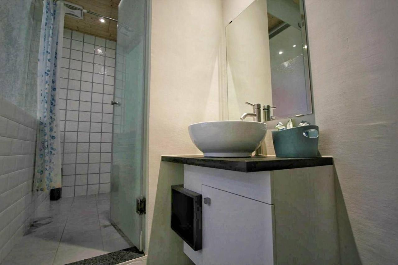 Canal Walk Inn تاينان المظهر الخارجي الصورة