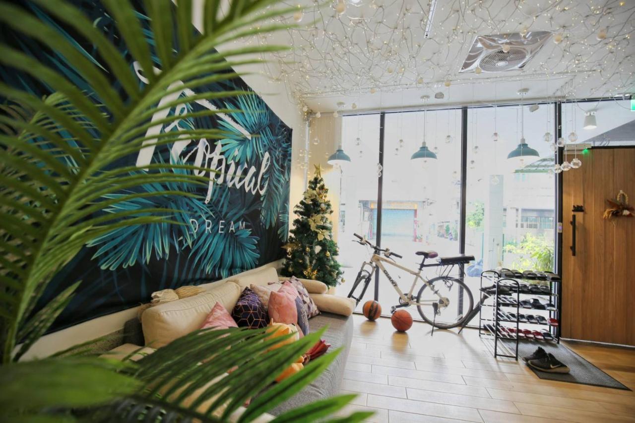 Canal Walk Inn تاينان المظهر الخارجي الصورة